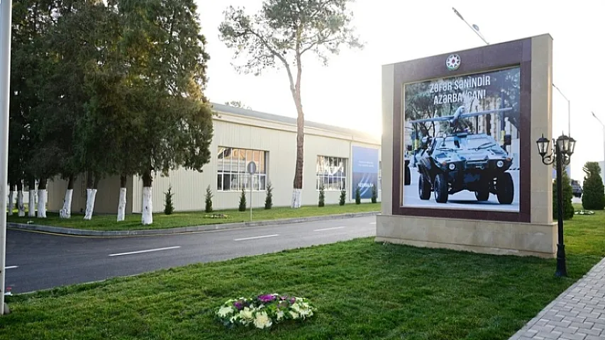 İlham Əliyev Tərtər elektromexanika zavodunun yenidənqurmadan sonra açılışında iştirak edib