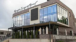 Суд в России подтвердил решение о сносе ресторана азербайджанского бизнесмена