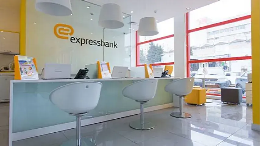 Şirkətlər "Expressbank"dan 8 milyondan çox depoziti geri çəkib 