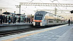 Вниманию пассажиров, следующих в Хырдалан на поезде!