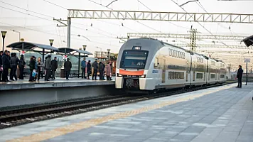 Вниманию пассажиров, следующих в Хырдалан на поезде!