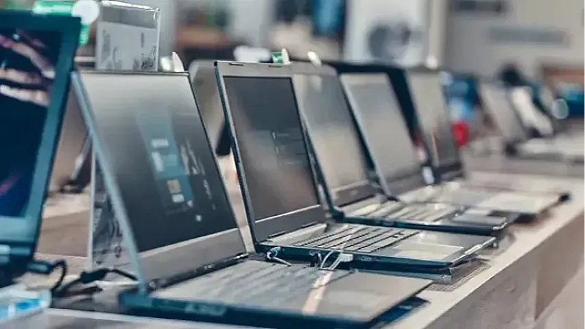 Stolüstü kompüter istehsalı 52% azalıb 