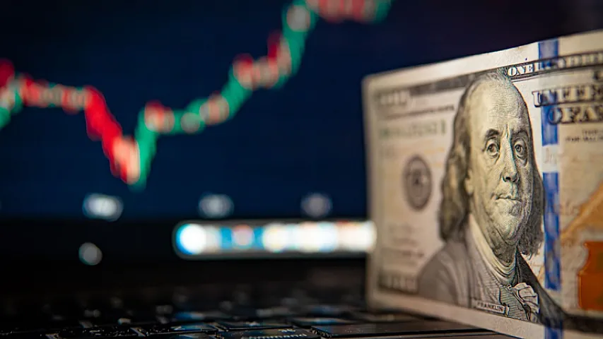 Рынки между политической риторикой и денежной реальностью