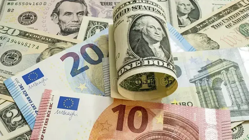 Mərkəzi Bankın beynəlxalq ehtiyatları 555 milyon manat artıb