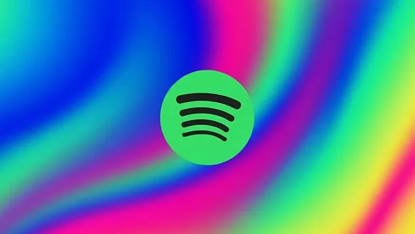 "Spotify"dan rekord qonorar ödənişi: Sənətçilər əslində nə qədər alır?