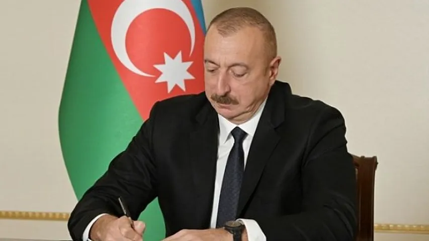 Prezident sərəncam imzaladı - Bu gənclər mükafatlandırıldı 