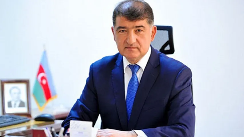 İcra başçısı müavinini və köməkçisini işdən çıxardı