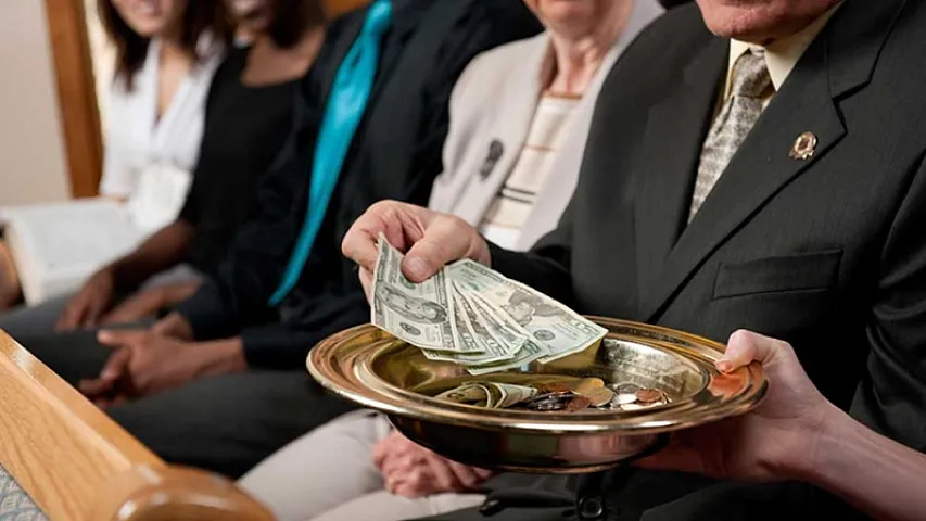 Zənginlər pullarını nəyə xərcləyirlər?