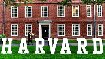 Tramp Harvard Universitetindən 1 milyard dollar təzminat tələb edir