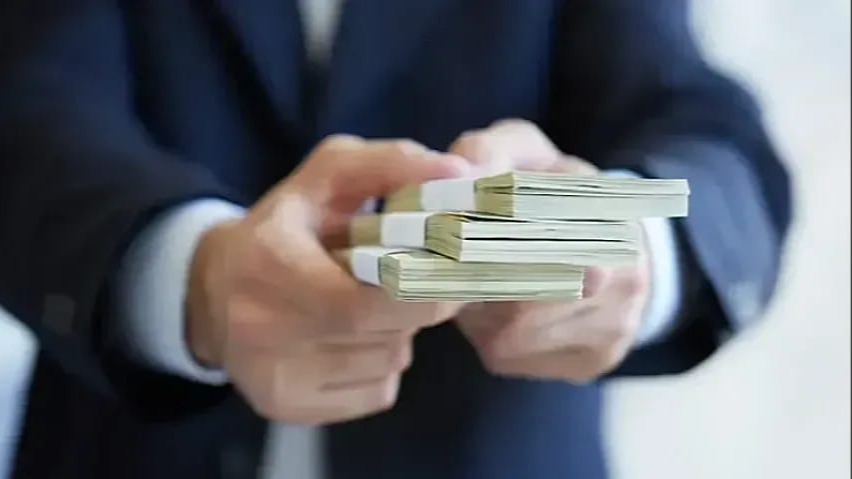 Какие отрасли получают больше всего бизнес-кредитов от банков Азербайджана