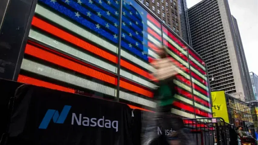 Акции технологических компаний потянули вниз фондовые индексы США