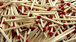 Azərbaycan bu ölkədən kiloqramı 90 manatdan kibrit gətirib