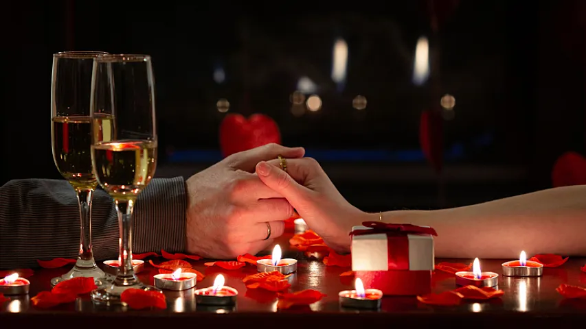 Restoranlarda “Sevgililər günü”nə olan qiymətlər