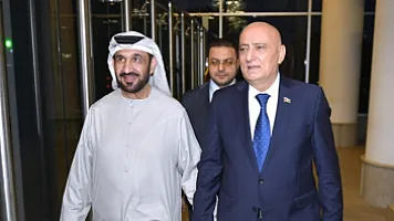 Ərəb Parlamentinin prezidenti Azərbaycana səfərə gəlib