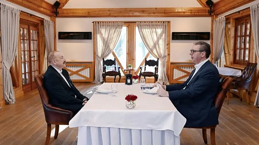 Ильхам Алиев и Александр Вучич приняли участие в неформальном завтраке