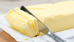 Импорт сливочного масла в страну по цене 11,25 маната за килограмм 