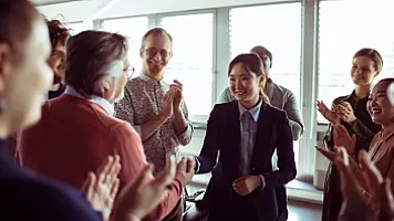 Vəzifə təklifi gələnlərin problemi: “Bəlkə də bu vəzifəyə hazır deyiləm?”