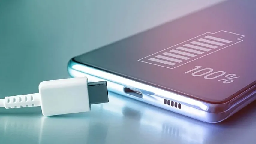 Silikon-karbon gerçəyi: Batareya ömründə inqilab, yoxsa riskli mərc?