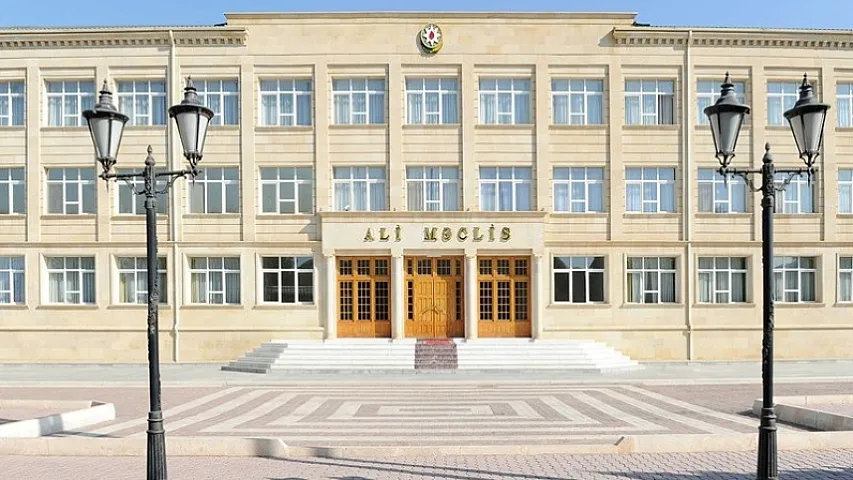 Naxçıvan Ali Məclisi deputatlarının köməkçiləri olacaq