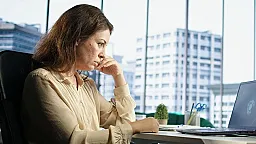 Şirkətlərin yeni qorxusu: Kölgə süni intellekt