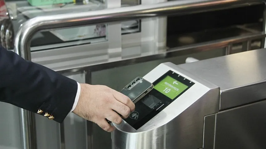 Bakı metrosundan kimlər ödənişsiz istifadə edə bilər?