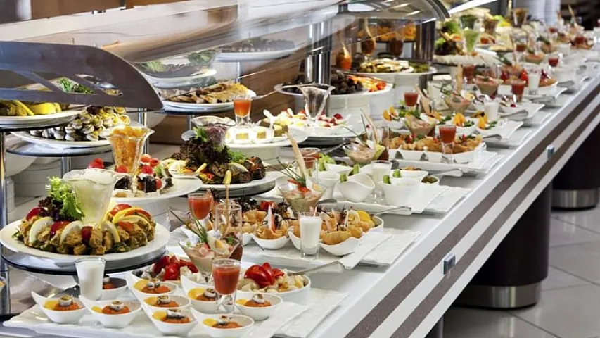 Hotellərin xərclərində 24 milyonluq artım - Ən çox içki və yeməklərə xərc çəkilib