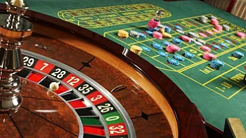 Qumar saytından 2 min pul uddu, 3 min manat cərimələndi