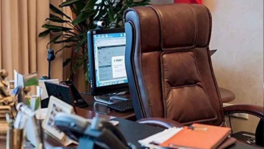 İcra hakimiyyətində 43 nəfər işdən çıxarıldı