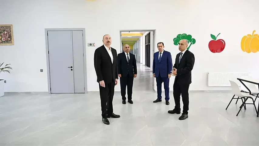 İlham Əliyev Lənkəran Dövlət Peşə Təhsil Mərkəzinin açılışında iştirak edib