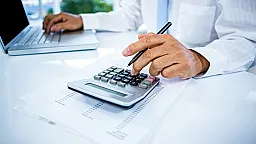 Расчёт отпускных не изменился: разъяснение по поводу распространённой дезинформации о 2026 годе