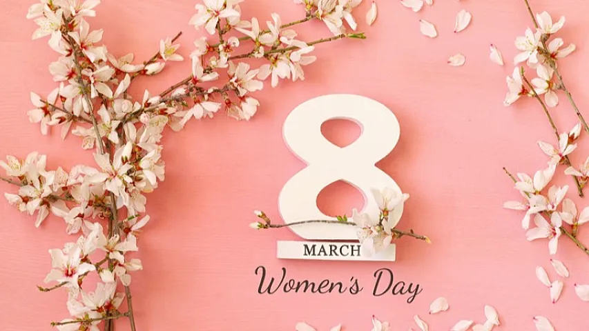 Сколько стоит отметить 8 Марта в ресторане Баку:  праздничные меню и цены