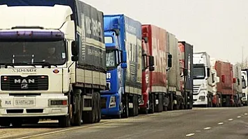 İran-Azərbaycan sərhədində yük avtomobillərinin buraxılışına başlanıldı