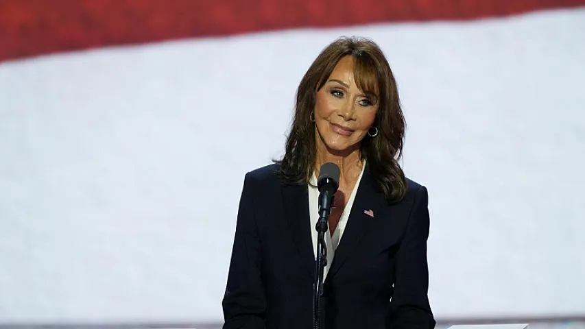 Fermer qızının milyarderə çevrilmə hekayəsi