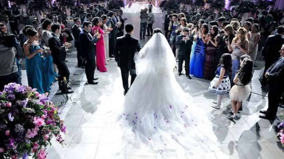 Azərbaycanda toy etmək üçün neçə min manat lazımdır?