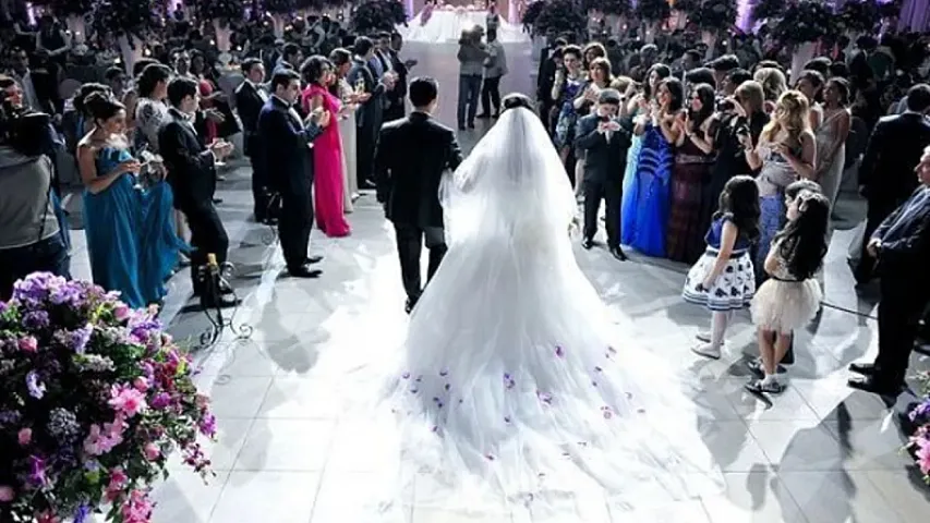 Azərbaycanda toy etmək üçün neçə min manat lazımdır?