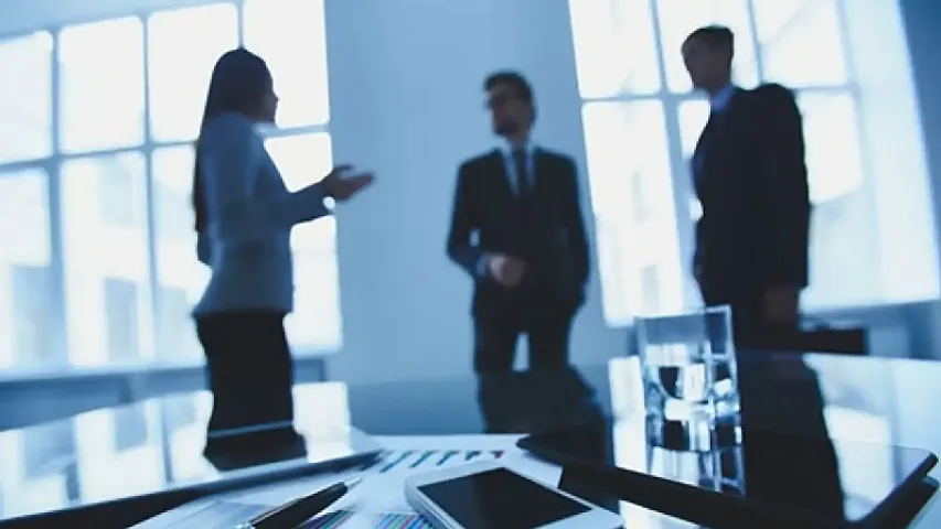 Mərkəzi bank rəhbərləri ən çox hansı peşələrdən gəlir?