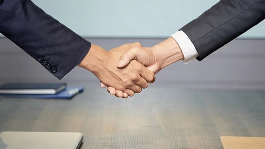 60 manatlıq şirkətə 3 milyonluq sifariş verildi