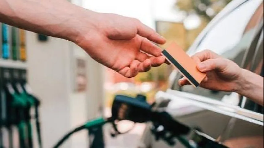 Какие банки предлагают самый высокий кэшбэк на АЗС в Азербайджане - ТАБЛИЦА