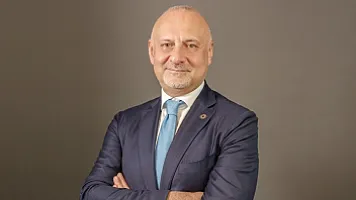 Из автомобиля советника главы «Азерсыгорта» похитили 45 тысяч манатов