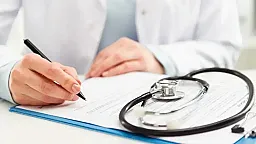 В Азербайджане почти втрое выросли выплаты по страхованию жизни от неизлечимых заболеваний