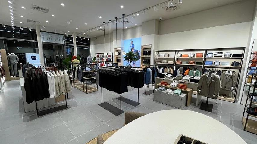 Yanaşı iki mağaza - Necə olur ki biri yaxşı qazanır, digəri yox?