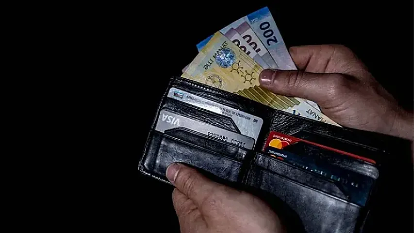 Ölkədə ən aşağı və ən yüksək maaş bu sahələrdədir