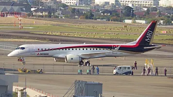 9 milyard dollarlıq yapon təyyarəsi bir sərnişin daşımadı - 