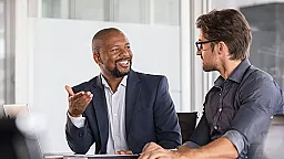 "Rəhbərin işçilərlə həddindən artıq səmimiliyi sui-istifadə hallarına səbəb ola bilər"