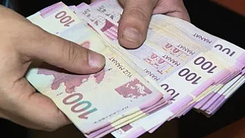Azərbaycanda az işləyib yüksək maaş alan sahələr
