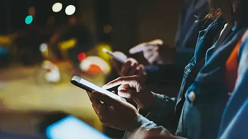 Mobil rabitədən 205 milyon manatdan çox gəlir əldə edilib