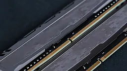 Yaddaş nəhəngindən şok etiraf: "Tələbatın yalnız yarısını qarşılaya bilərik"