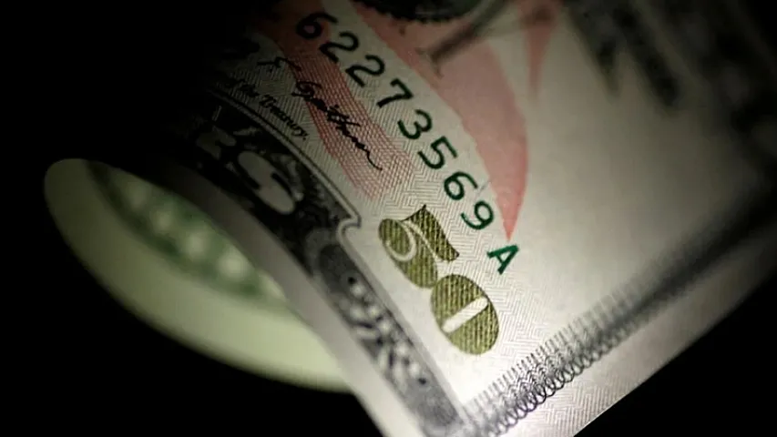 Dollar Yaxın Şərqdə gərginliyin yeni dalğası fonunda yüksəlir