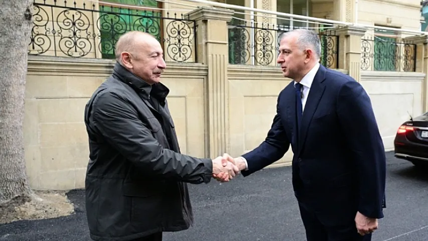 İlham Əliyev Gürcüstan səfirliyinə getdi