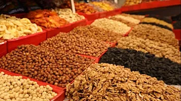 Novruzdan sonra əl yandıran qiymətlər: Çərəzlər ucuzlaşmadı 